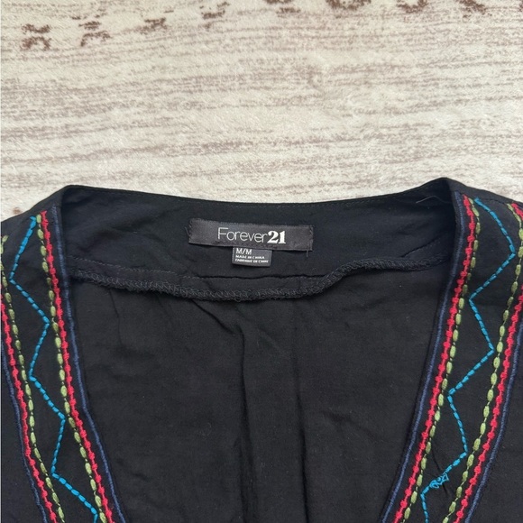 Black Boho Embroidery Tunic Top - Picture 10 of 12